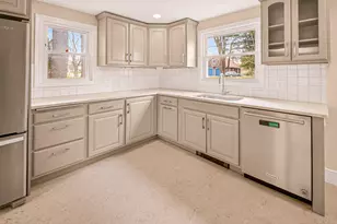 517 Summit St, Portland, ME 04103 - Photo 4