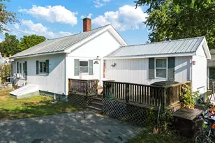 19 Summer St, Madison, ME 04950 - Photo 4