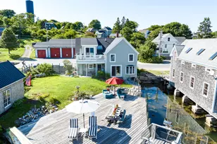 55 W Main St, Vinalhaven, ME 04863 - Photo 2