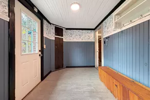 21 Washington St, Caribou, ME 04736 - Photo 10