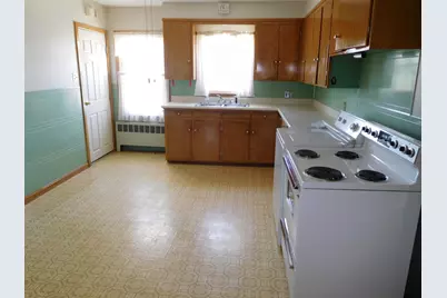 72 Jefferson Street, Lewiston, ME 04240 - Photo 14