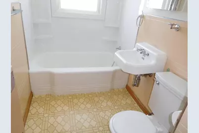 72 Jefferson Street, Lewiston, ME 04240 - Photo 22