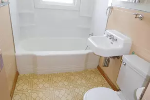 72 Jefferson St, Lewiston, ME 04240 - Photo 22