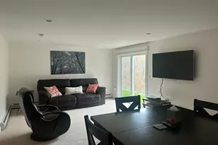 21 Primrose Pl, Bangor, ME 04401 - Photo 10