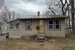 27 St John St, Skowhegan, ME 04976 - Photo 2