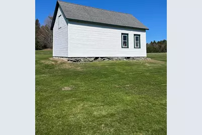 428 Mullen Road, Newport, ME 04953 - Photo 8