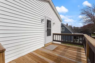 7 Garfield St, Saco, ME 04072 - Photo 24