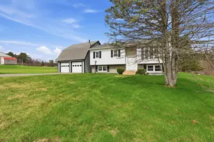 1594 Bangor Rd, Clinton, ME 04927 - Photo 2
