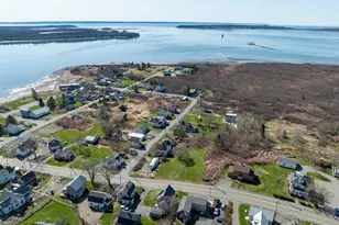 35 Washington St, Lubec, ME 04652 - Photo 28