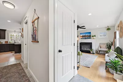 25 Owens Way, Scarborough, ME 04074 - Photo 4