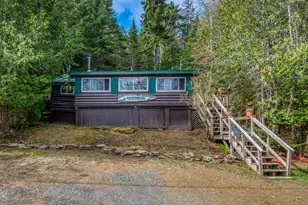 120 S Shore Dr, Rangeley Plt,  04970 - Photo 2