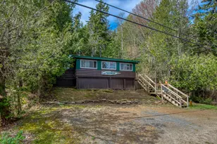 120 S Shore Dr, Rangeley Plt,  04970 - Photo 36
