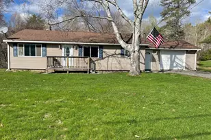 257 Durham Bridge Rd, Newport, ME 04953 - Photo 2