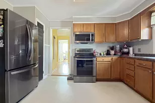 15 Home Farm Rd, Caribou, ME 04736 - Photo 12