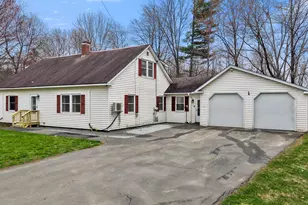21 Goodwin St, Newport, ME 04953 - Photo 2