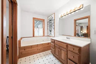 280 Grant St, Ellsworth, ME 04605 - Photo 44