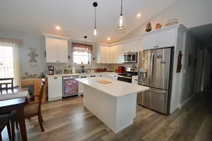 879 Blackstream Rd, Hermon, ME 04401 - Photo 10