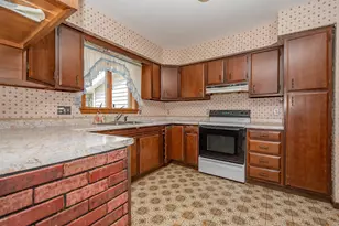 22 Midland St, Caribou, ME 04736 - Photo 12