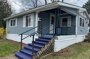 16 Pine St, Dexter, ME 04930 - Photo 4