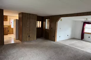 16 Pine St, Dexter, ME 04930 - Photo 10