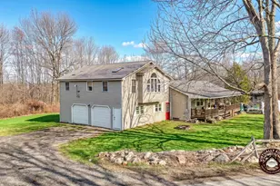 43 Peaslee Rd, Pittston, ME 04345 - Photo 2