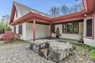 70 Ledgewood Ln, Blue Hill, ME 04614 - Photo 4