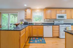 25 Sawmill Ln, Ogunquit, ME 03907 - Photo 4