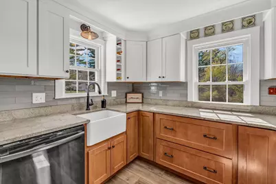 21 Maple Avenue, Scarborough, ME 04074 - Photo 2
