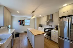 3 Mountainview Dr, Lincoln, ME 04457 - Photo 6