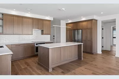 58 Cumberland Avenue #2, Portland, ME 04101 - Photo 10