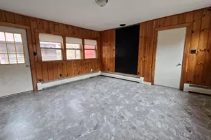 431 Raymond St, Rumford, ME 04276 - Photo 2