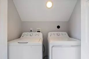 139 Broadway, South Portland, ME 04106 - Photo 20