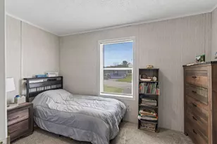 9 Circus Pl, Brunswick, ME 04011 - Photo 14