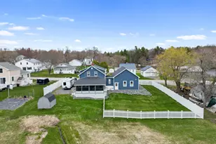 29 Wilson St, Lincoln, ME 04457 - Photo 4