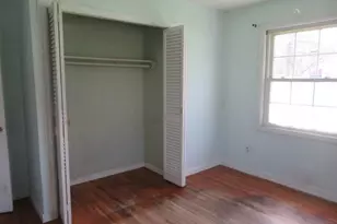 155 Washington St, Baileyville, ME 04694 - Photo 16