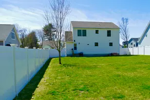 11 Carnation Dr, Gorham, ME 04038 - Photo 4