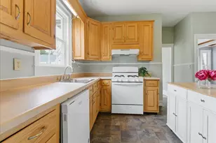 18 Cushman St, Augusta, ME 04330 - Photo 6