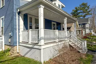 374 Center St, Bangor, ME 04401 - Photo 4