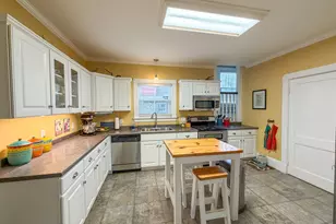 374 Center St, Bangor, ME 04401 - Photo 10