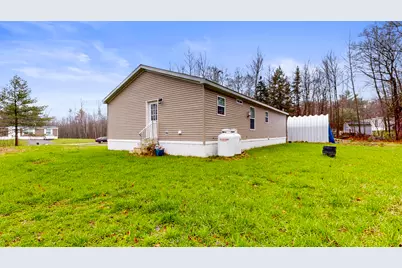 38 S Greenridge Heights, Oakland, ME 04963 - Photo 4