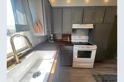 48 Dumont Avenue, Lewiston, ME 04240 - Photo 12