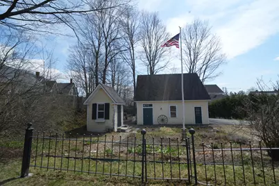 129 Main Street, Houlton, ME 04730 - Photo 18