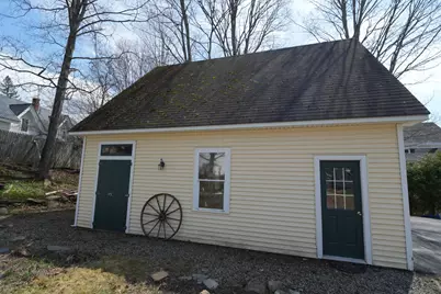 129 Main Street, Houlton, ME 04730 - Photo 14