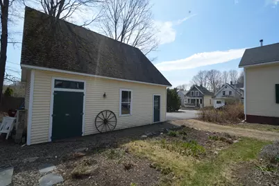 129 Main Street, Houlton, ME 04730 - Photo 16