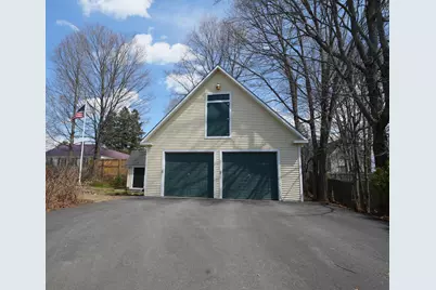 129 Main Street, Houlton, ME 04730 - Photo 12