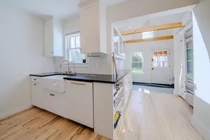 106 Beech St, Rockland, ME 04841 - Photo 6