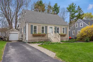 25 Hall St, Portland, ME 04103 - Photo 2