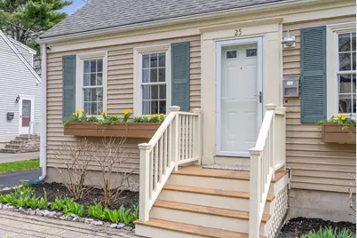 25 Hall Street, Portland, ME 04103 - Photo 8