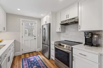 25 Hall Street, Portland, ME 04103 - Photo 14
