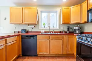 20 Morgan Ln, Cumberland, ME 04021 - Photo 4